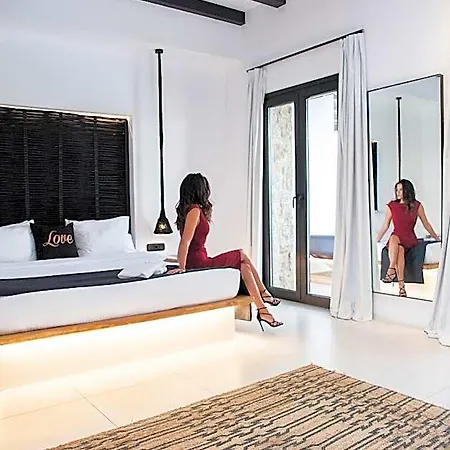 Nimbus Eden 4* Mykonos Town